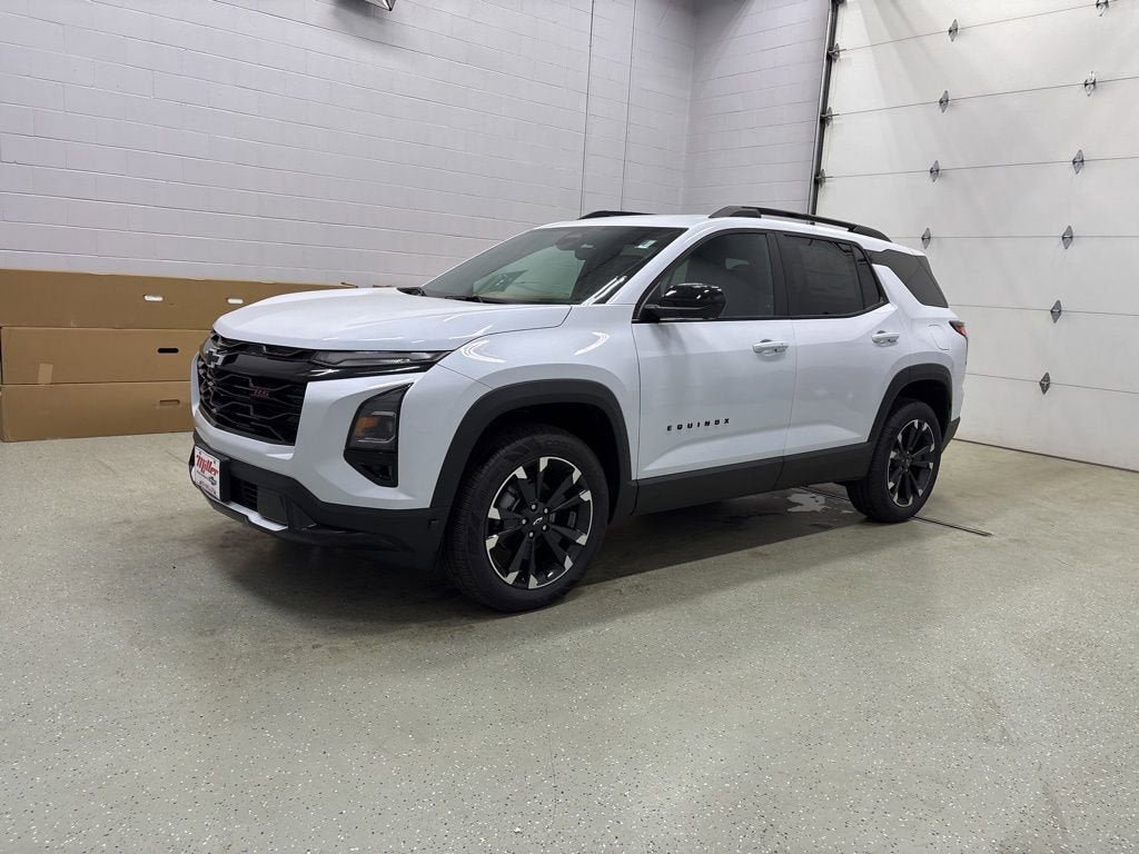 New 2026 Chevrolet Equinox RS w/ Safety and Technology Package AWD/4WD image 6