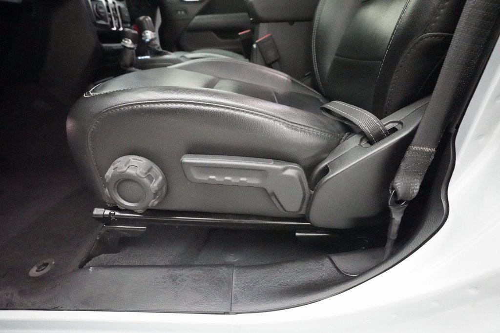 Used 2022 Jeep Wrangler Unlimited Sahara 4xe w/ Cold Weather Group image 28