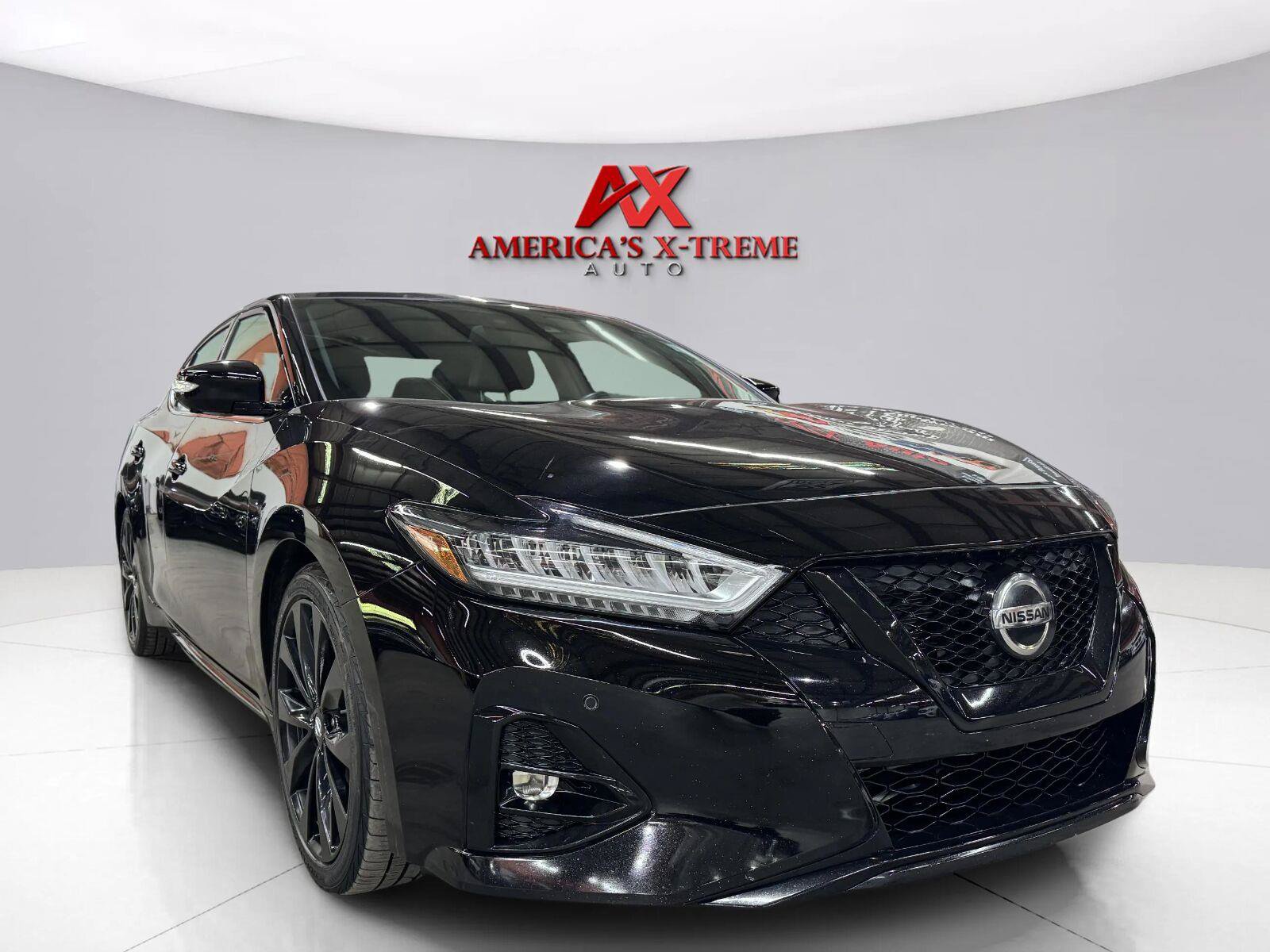 Used 2021 Nissan Maxima SR w/ Sport Mat Group FWD image 9