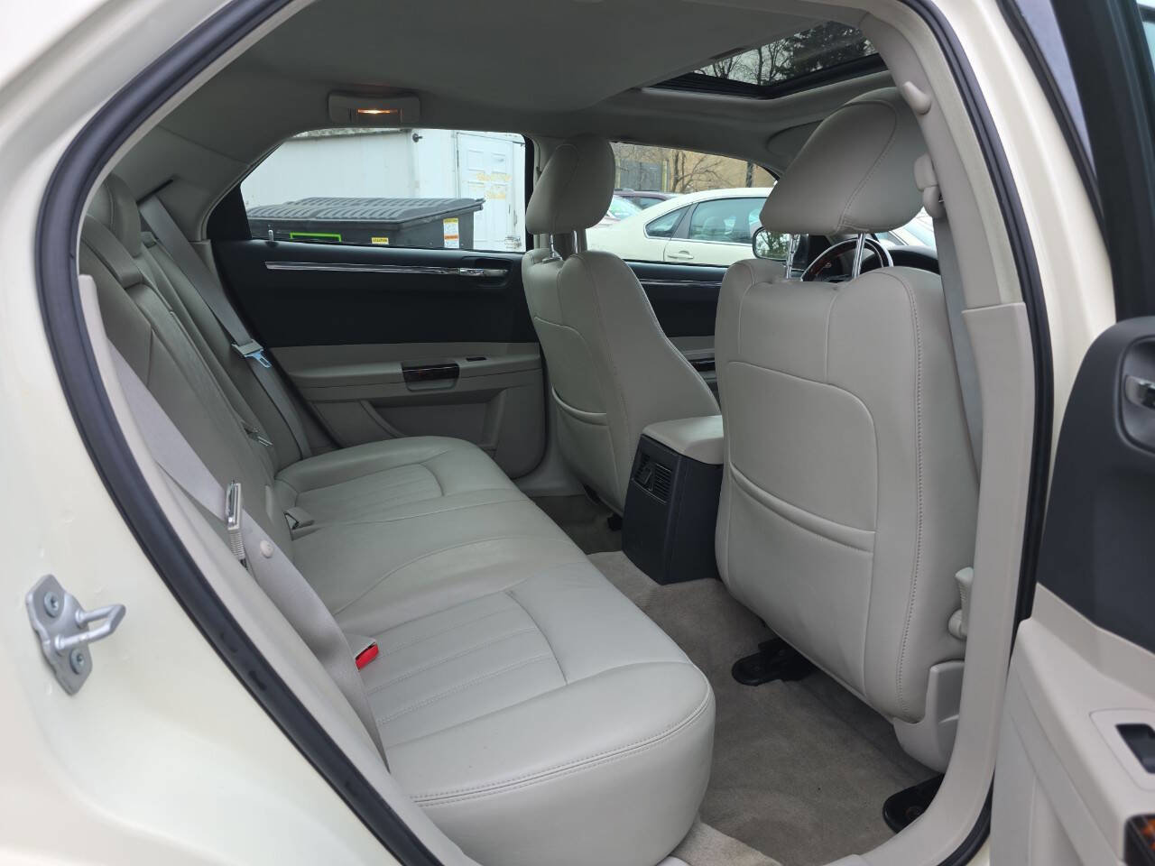 Used 2007 Chrysler 300 C RWD image 23