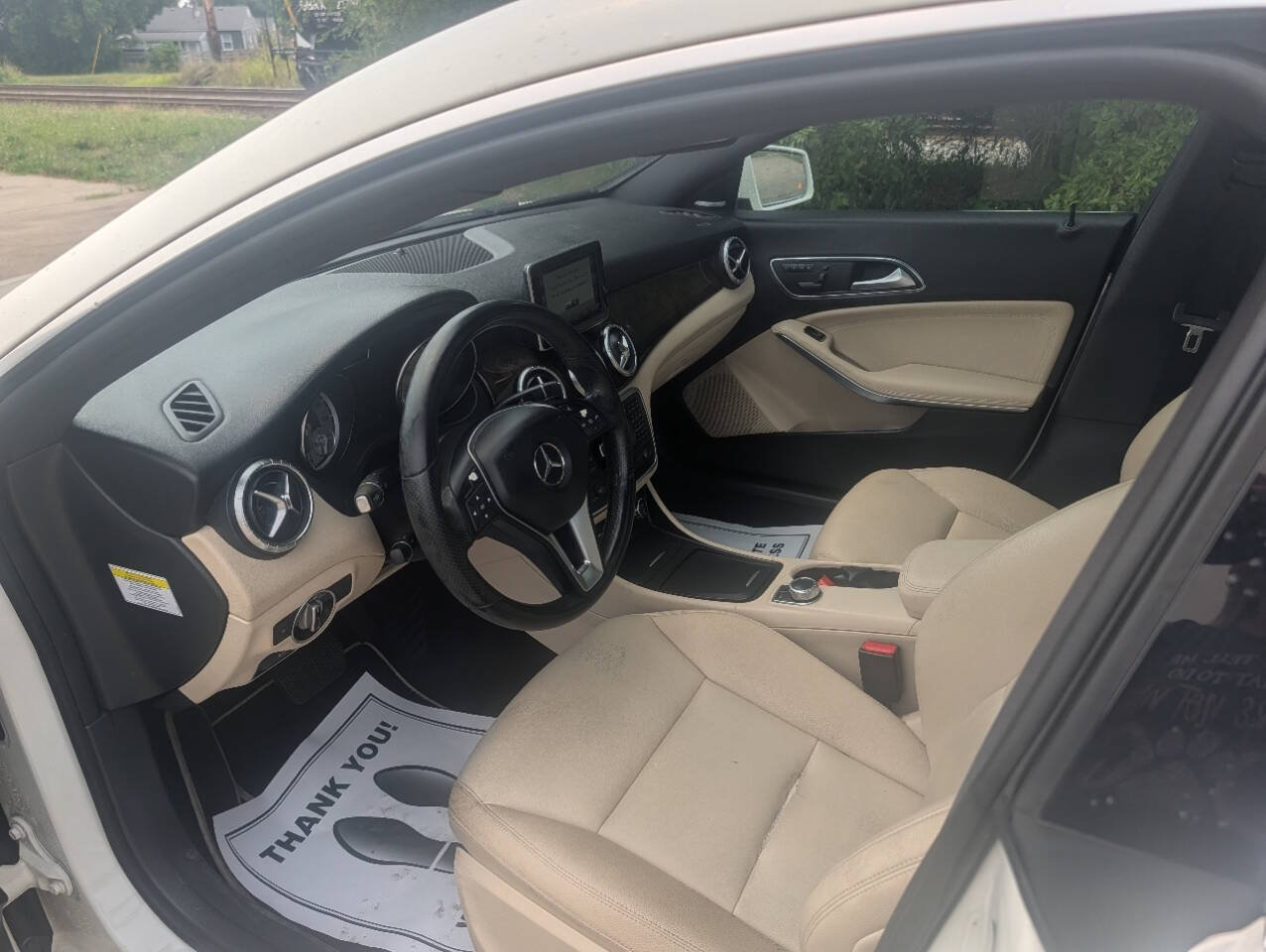 Used 2014 Mercedes-Benz CLA 250 image 3