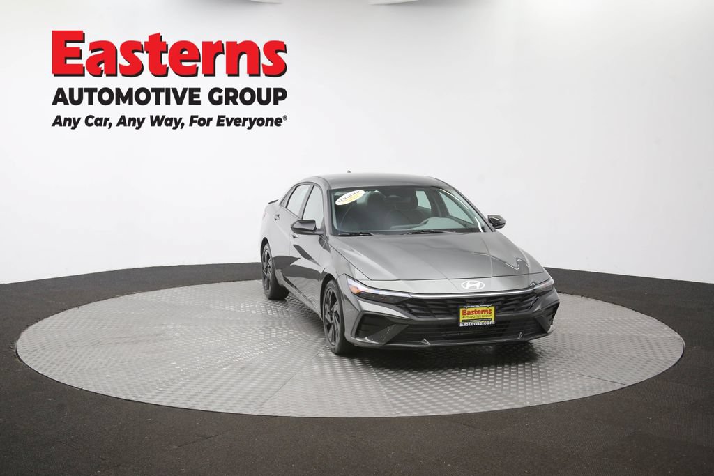 Used 2026 Hyundai Elantra Sport FWD image 52