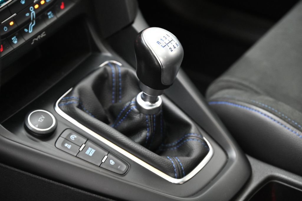 Used 2018 Ford Focus RS AWD/4WD image 39