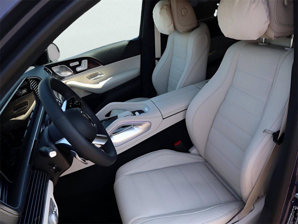 New 2026 Mercedes-Benz GLS 450 4MATIC image 33