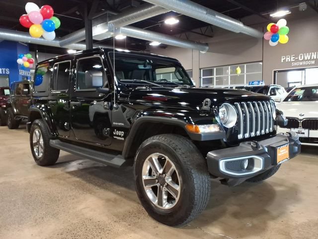 Used 2022 Jeep Wrangler Unlimited Sahara w/ Dual Top Group AWD/4WD image 3