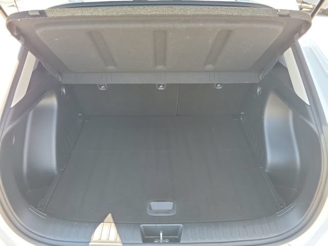 Used 2025 Hyundai Kona SEL FWD image 9