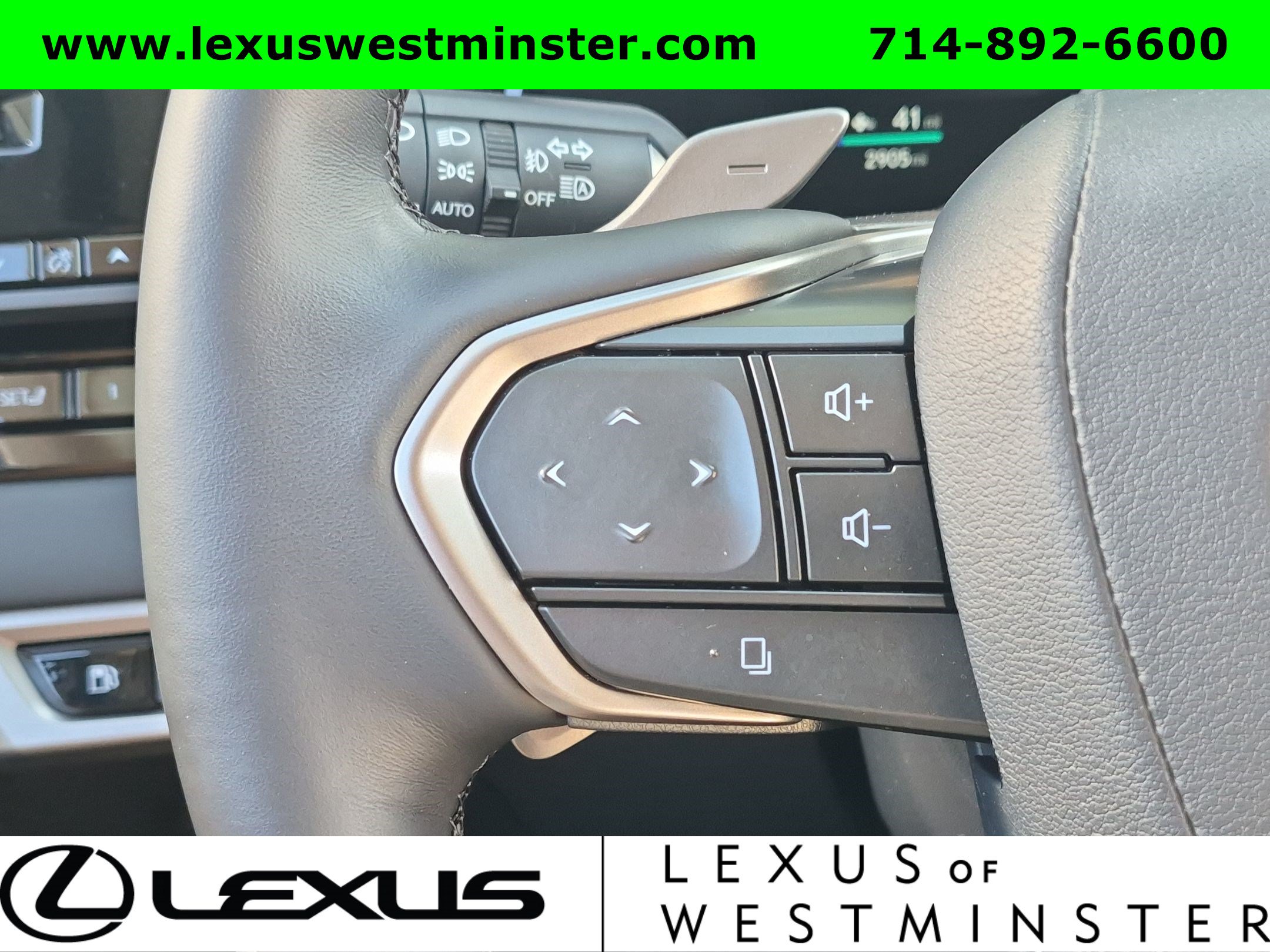 Used 2025 Lexus RX 450h AWD w/ Convenience Package image 24