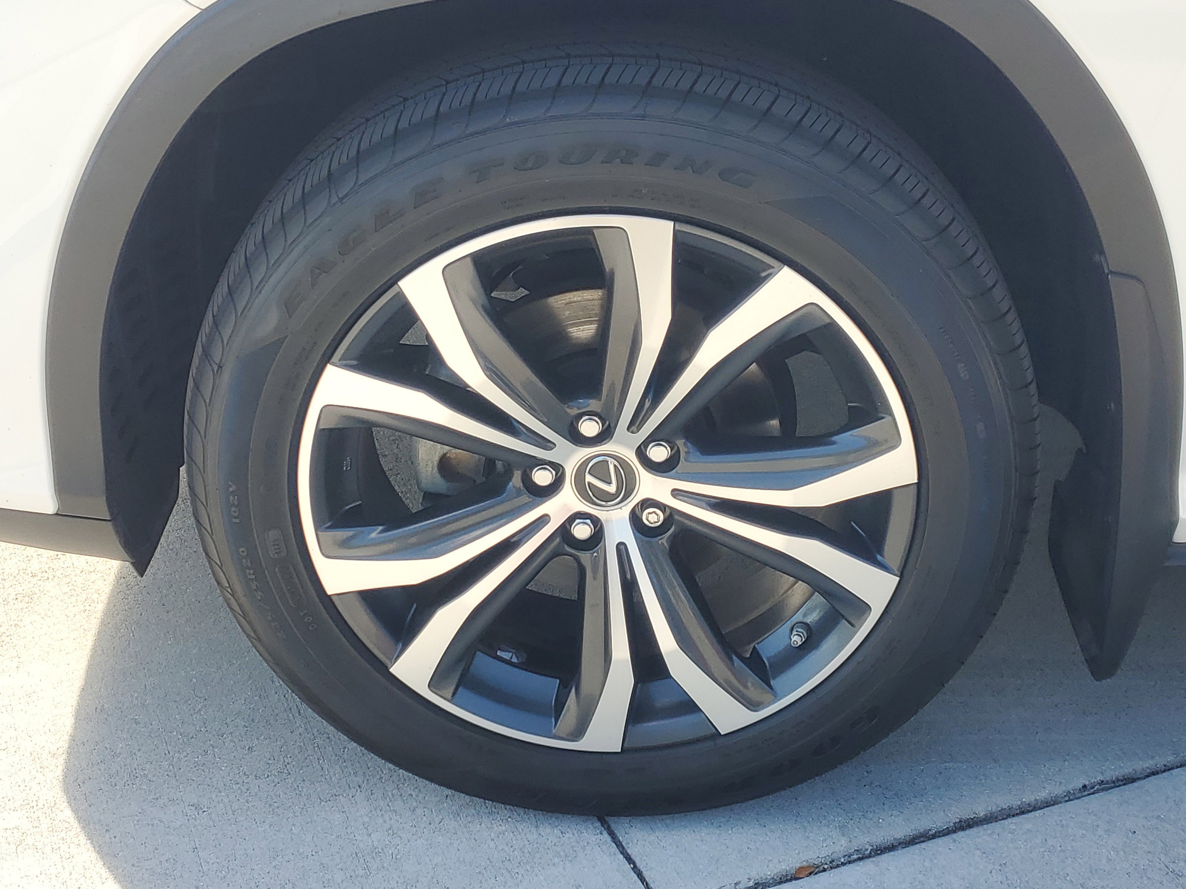 Used 2022 Lexus RX 350L FWD w/ Premium Package image 6