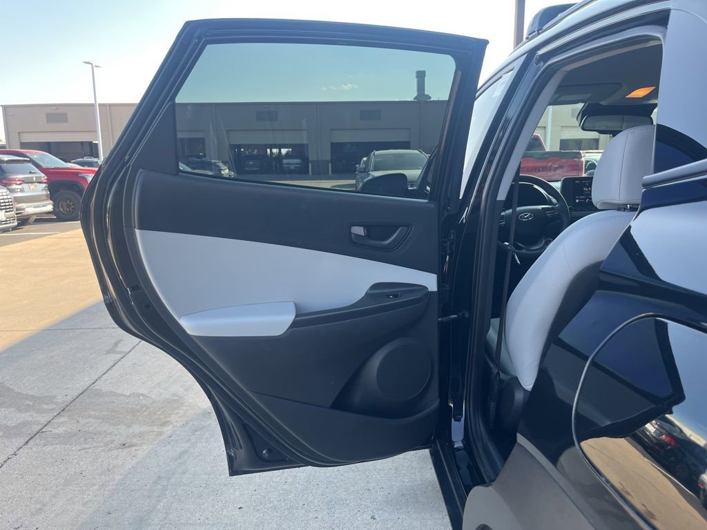 Used 2023 Hyundai Kona SEL image 13