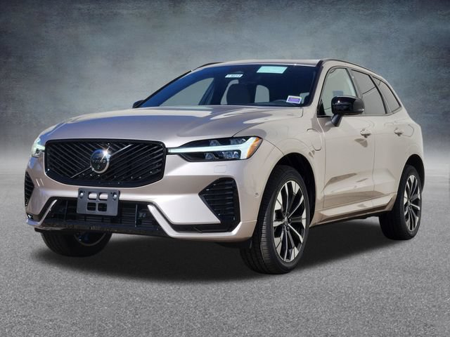 New 2026 Volvo XC60 T8 Plus w/ Climate Package AWD/4WD image 3