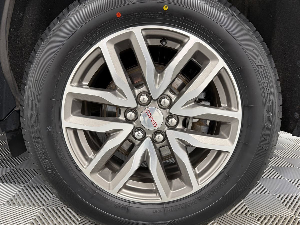 Used 2019 GMC Acadia SLE w/ Driver Alert Package I AWD/4WD image 32