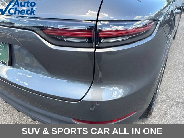 Used 2022 Porsche Cayenne AWD/4WD image 36