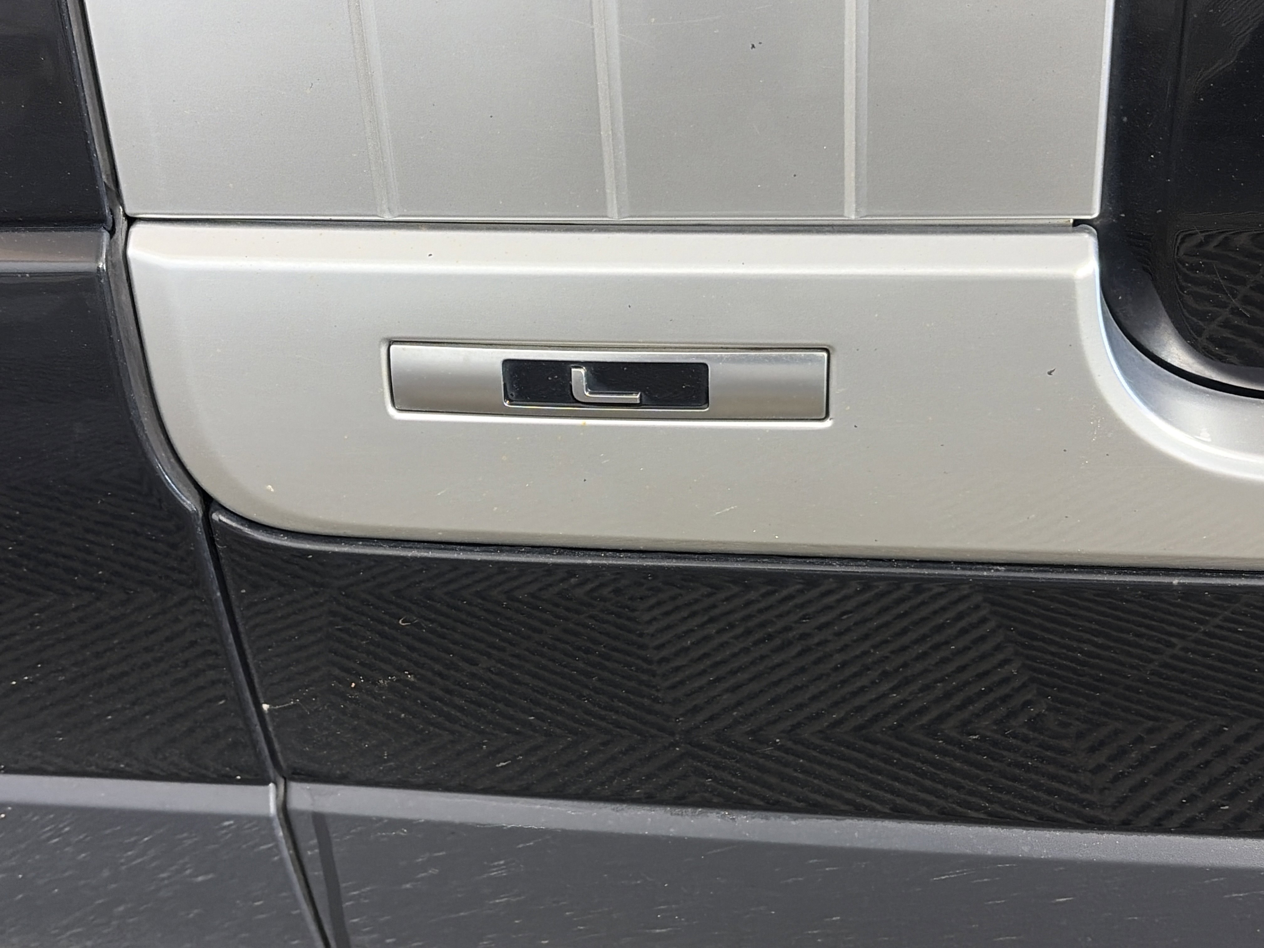 Used 2019 Land Rover Range Rover Long Wheelbase Supercharged image 21