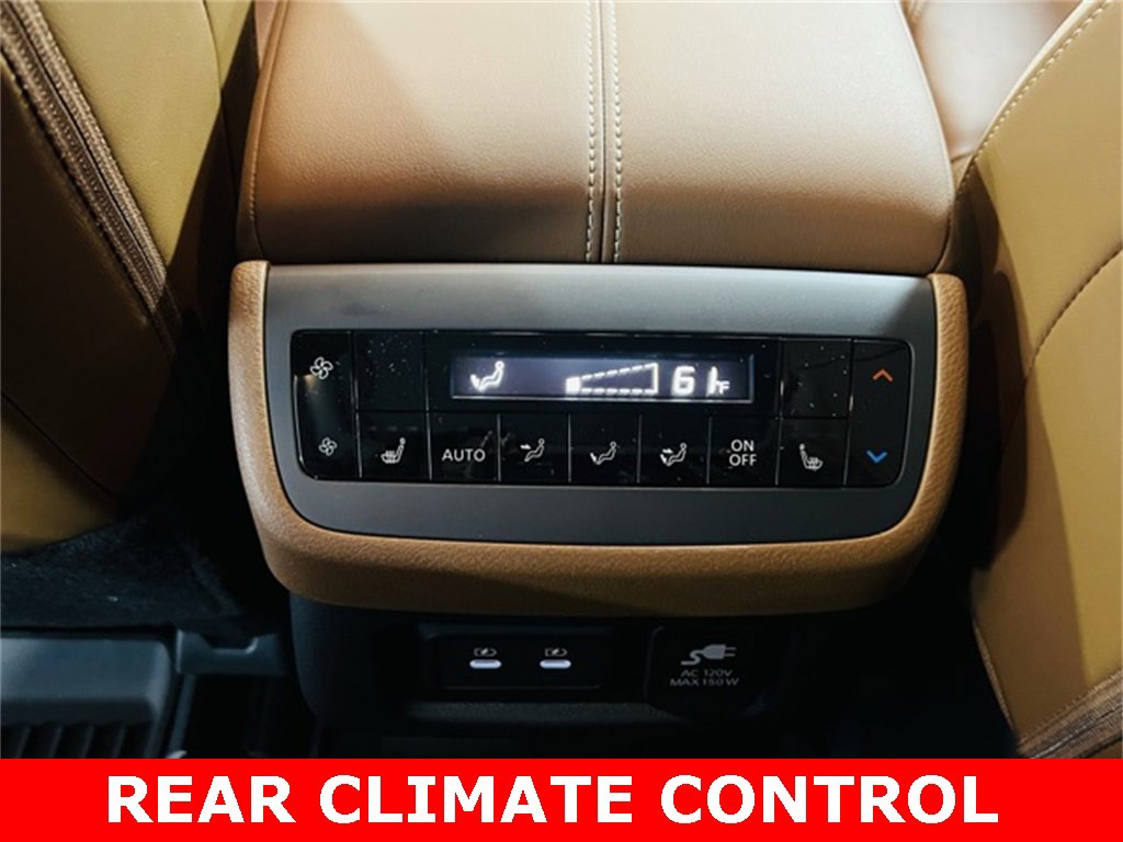 New 2026 Nissan Pathfinder Platinum image 9