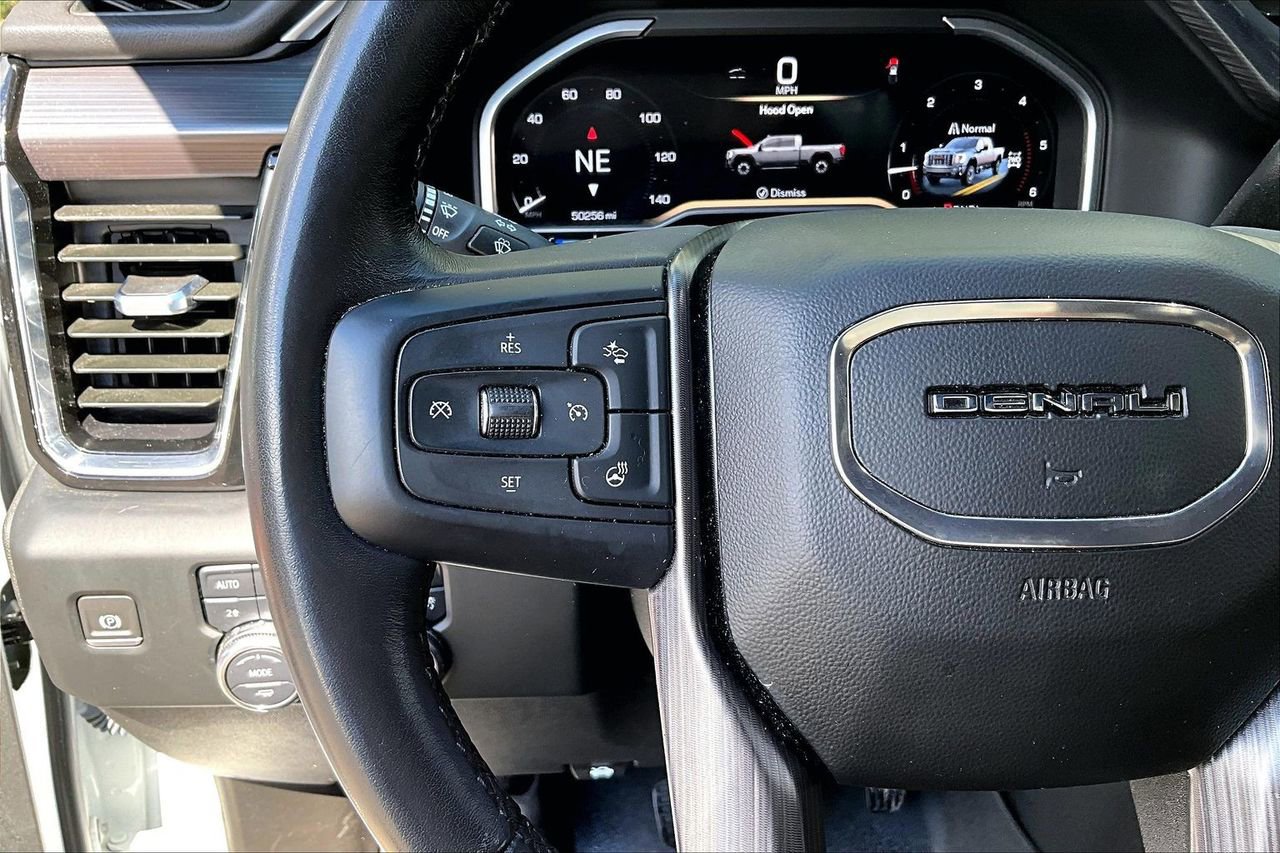 Used 2024 GMC Sierra 2500 Denali Ultimate image 10