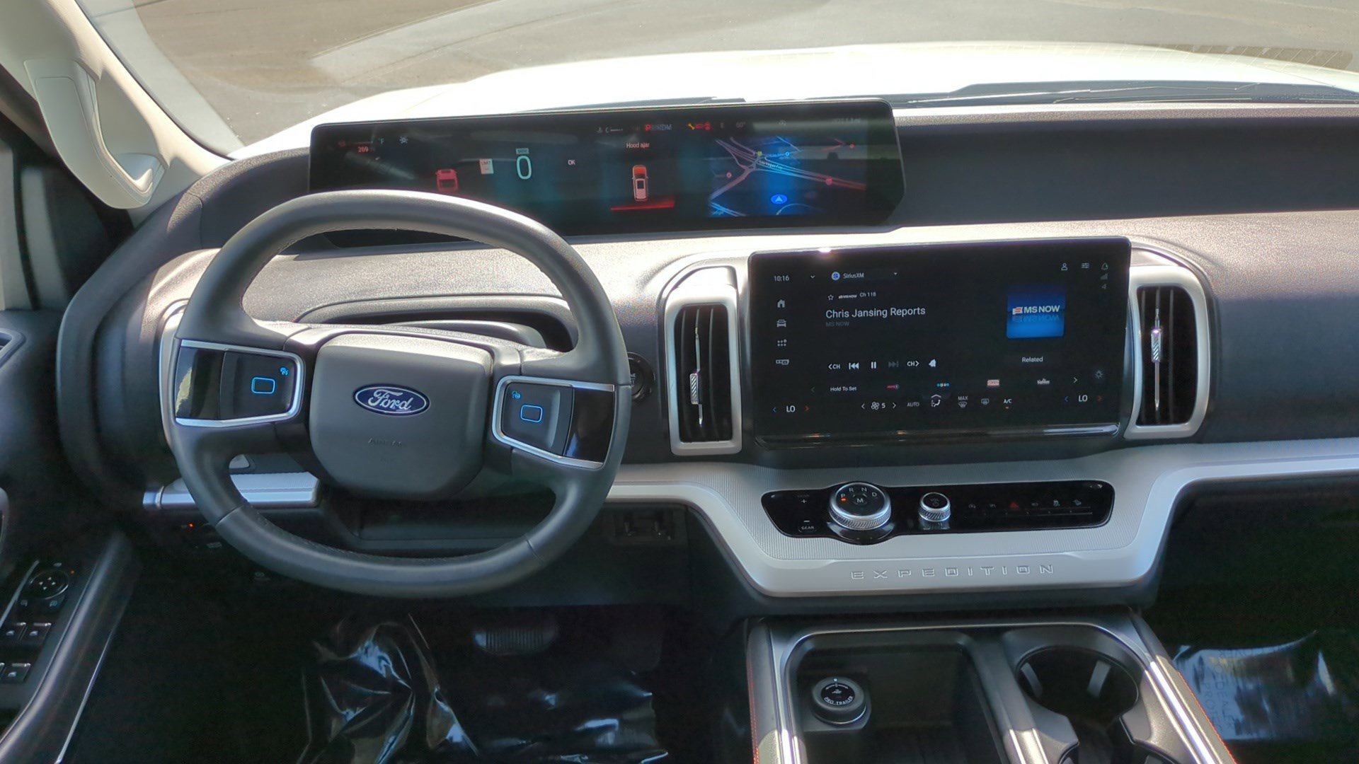 Used 2025 Ford Expedition Active image 27