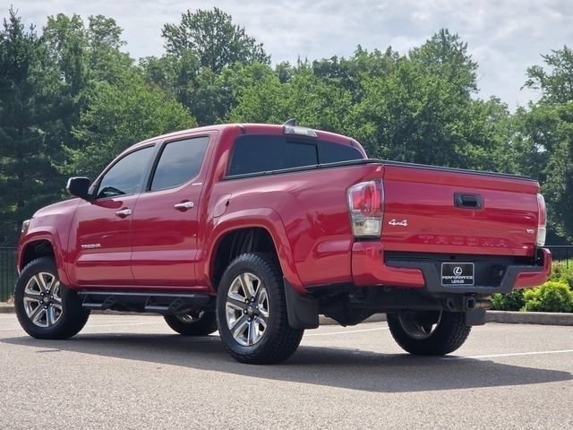 Used 2017 Toyota Tacoma Limited w/ Tow Package AWD/4WD image 24