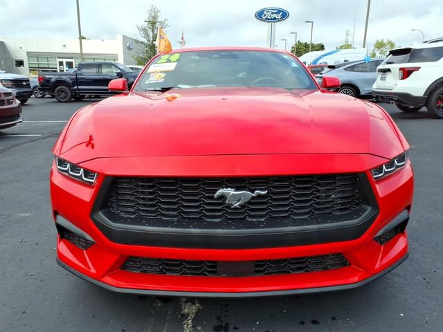 Certified 2024 Ford Mustang Coupe RWD image 2