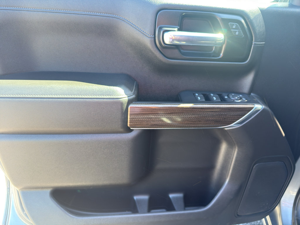 Certified 2021 Chevrolet Silverado 1500 LT AWD/4WD image 14
