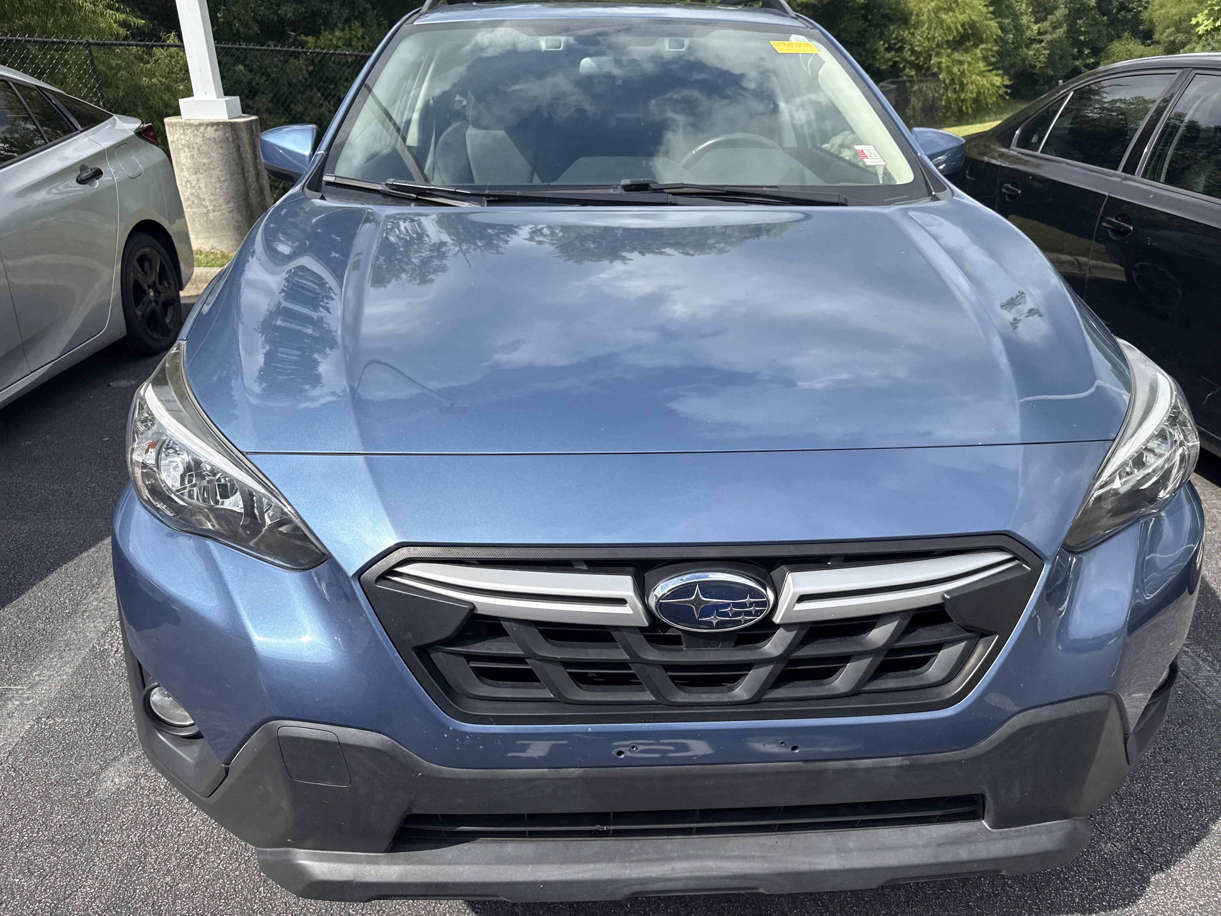 Used 2021 Subaru Crosstrek 2.0i Premium w/ Moonroof Package AWD/4WD image 3