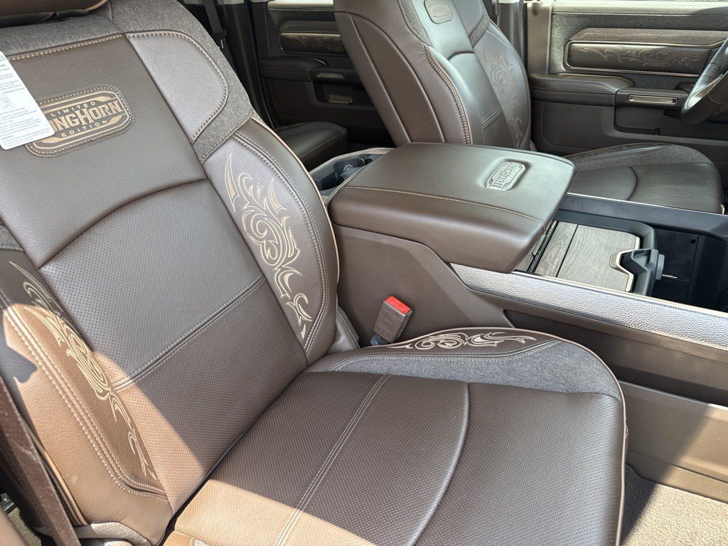 Used 2025 RAM 2500 Limited AWD/4WD image 25