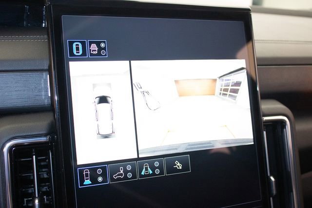 Used 2025 GMC Yukon Denali image 27