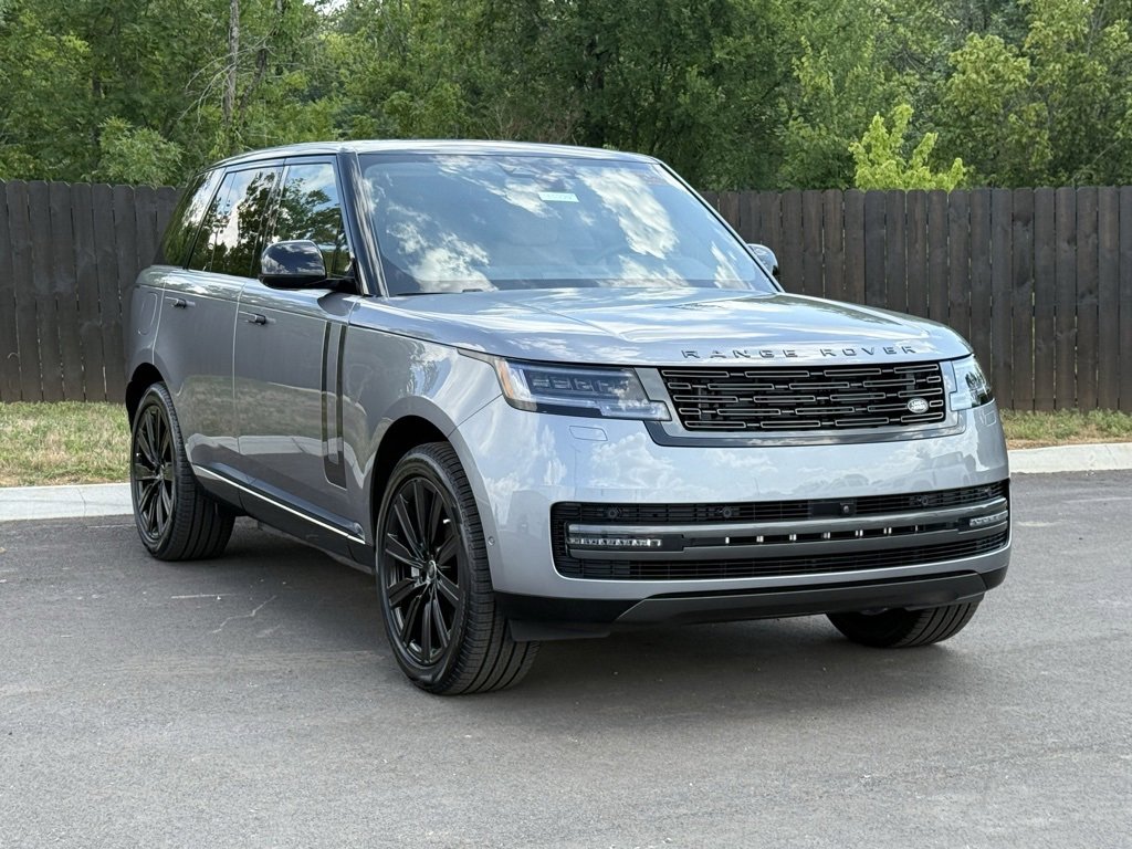 New 2025 Land Rover Range Rover SE image 8