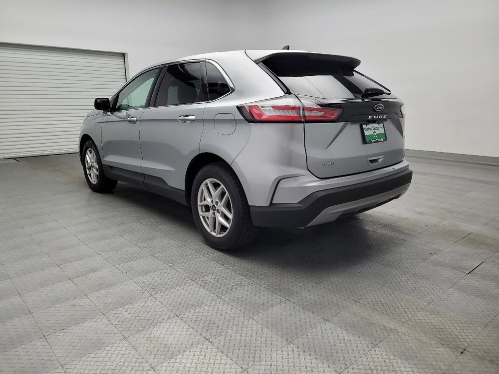 Used 2024 Ford Edge SEL image 5
