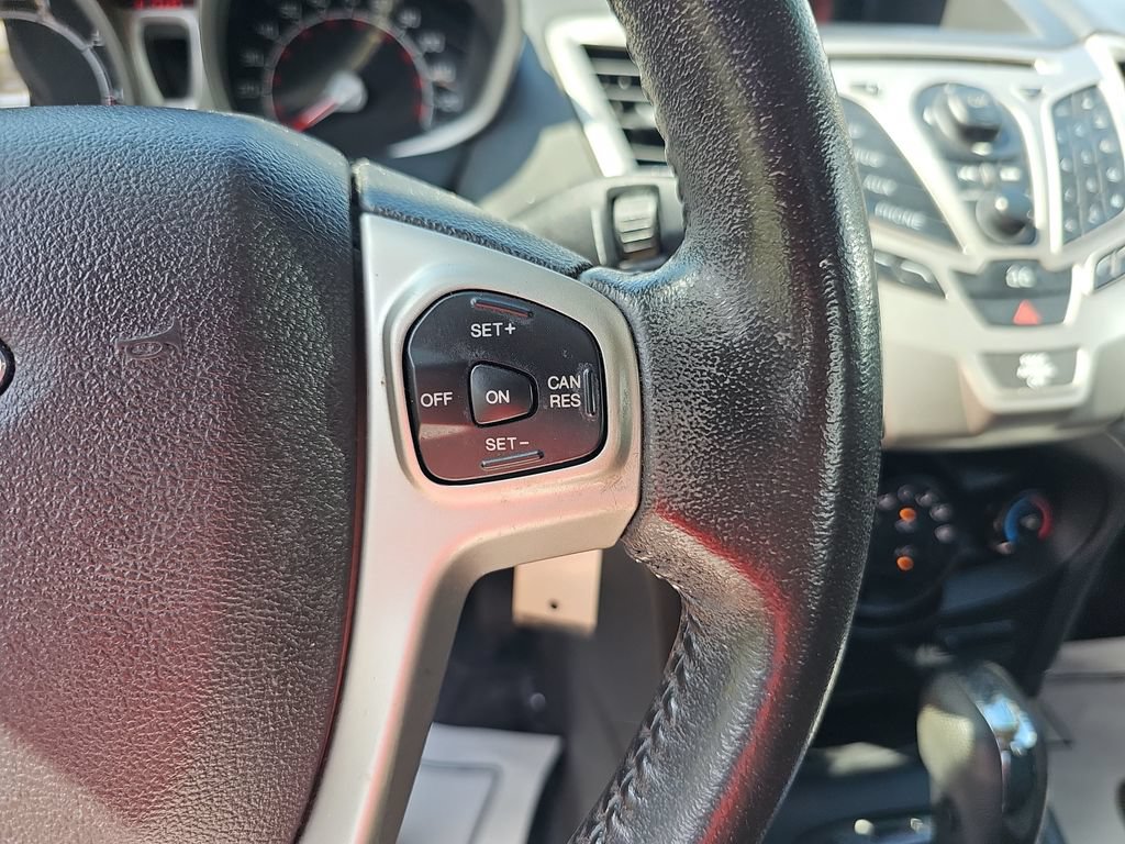 Used 2013 Ford Fiesta SE FWD image 18