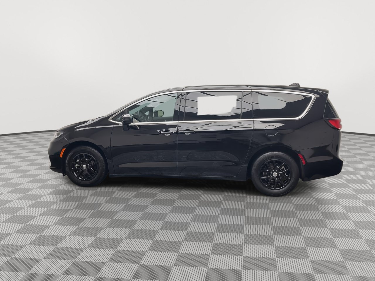 Used 2025 Chrysler Pacifica Select FWD image 37