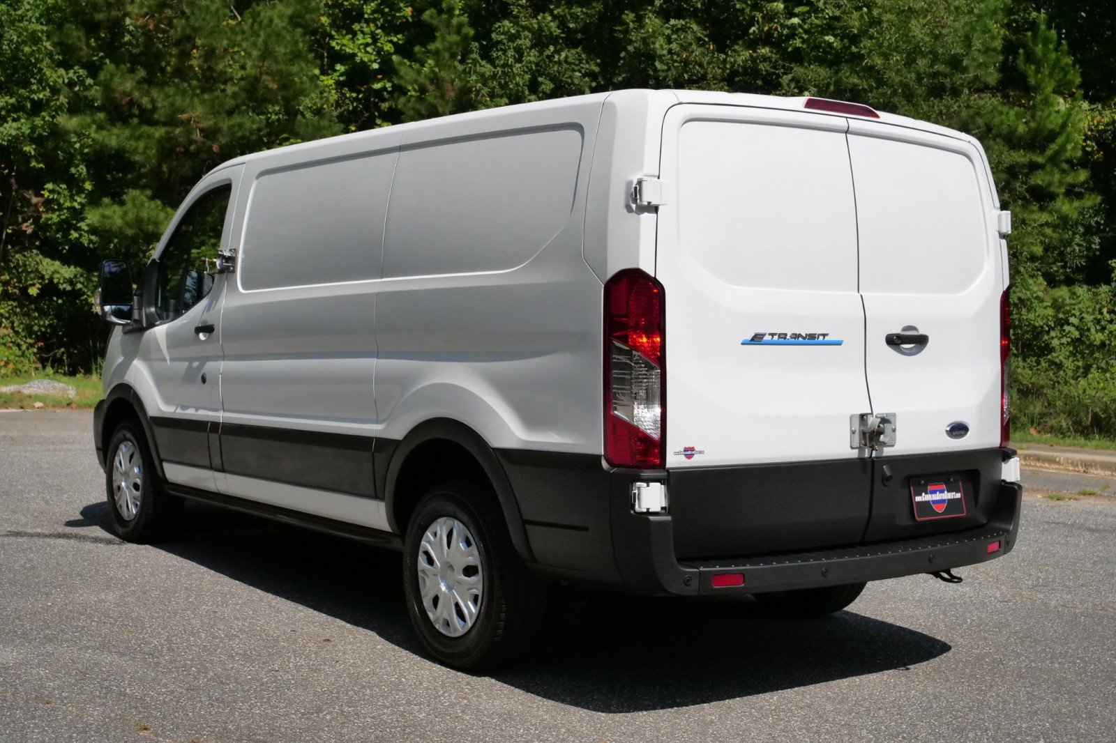 Used 2022 Ford E-Transit Low Roof w/ Load Area Protection Package RWD image 7