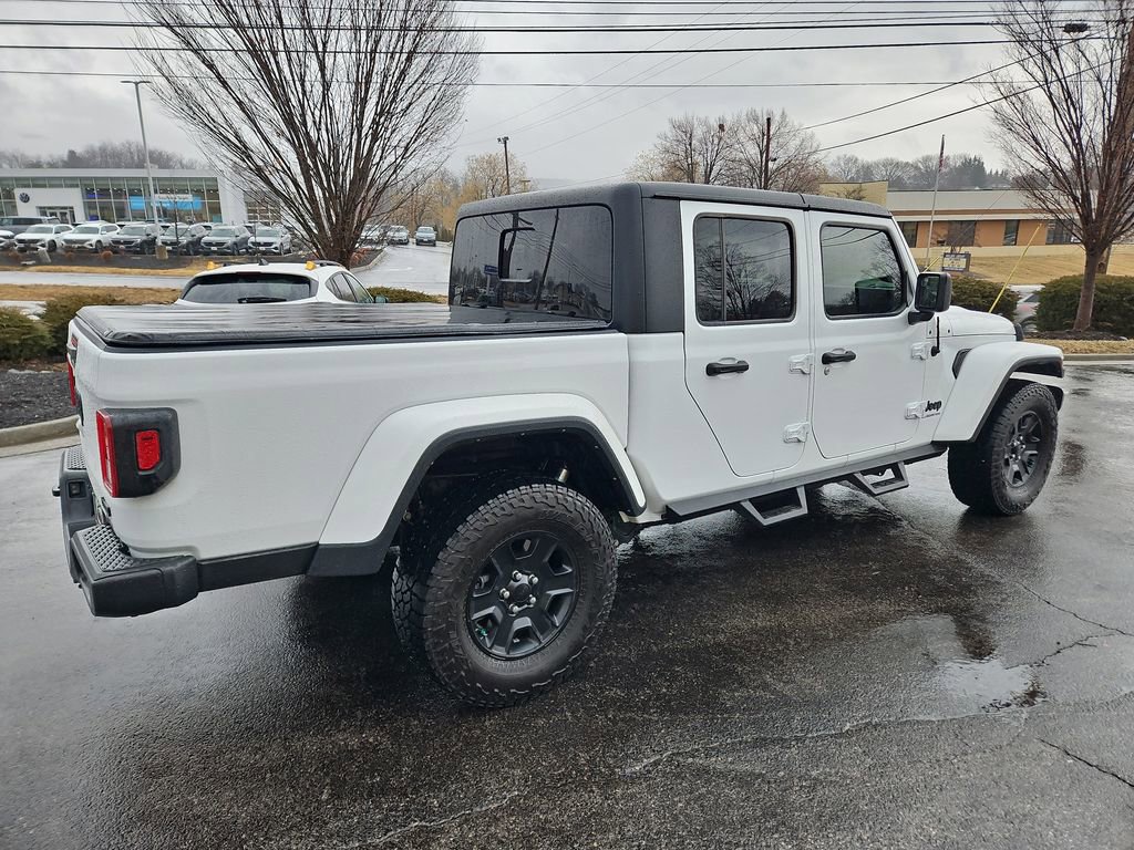 Used 2022 Jeep Gladiator Sport image 5