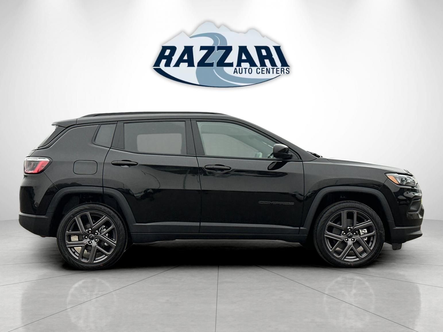 New 2026 Jeep Compass Latitude AWD/4WD image 2