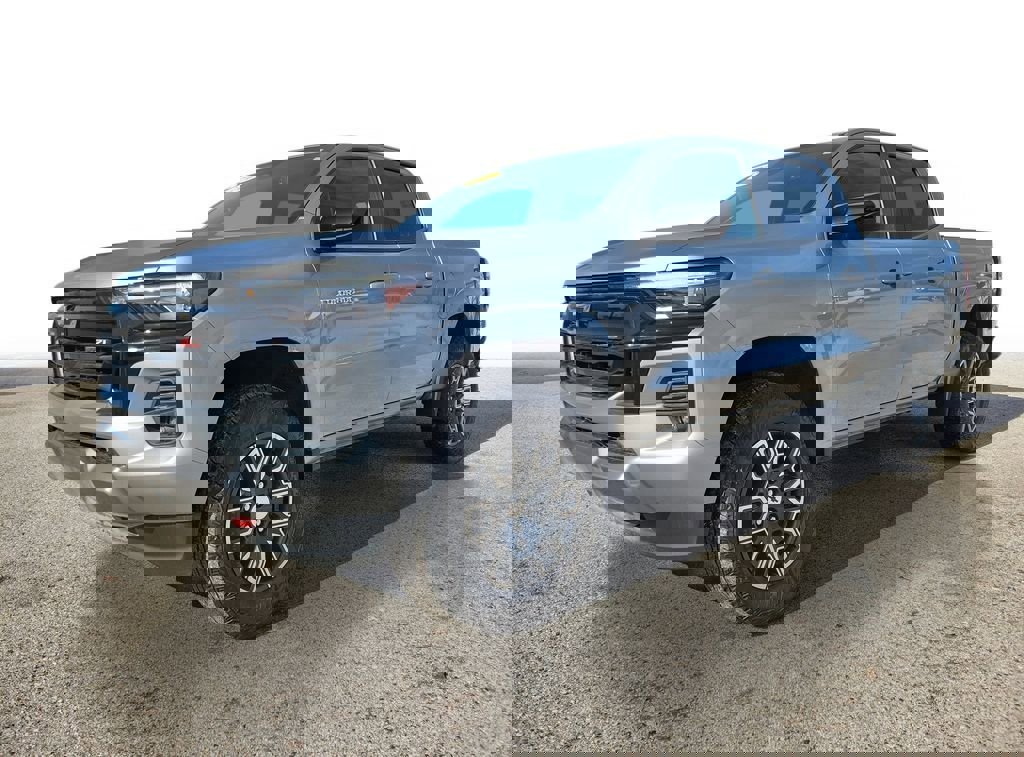 Used 2024 Chevrolet Colorado Z71 w/ Z71 Convenience Package 2 image 2