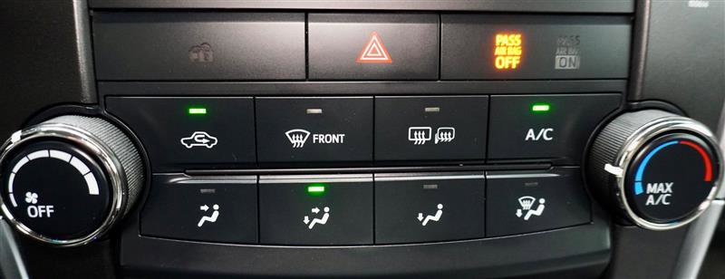Used 2016 Toyota Camry LE FWD image 36