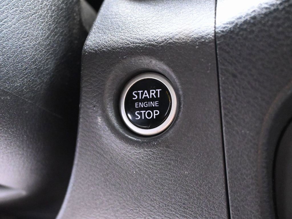 Used 2023 Nissan Frontier SV w/ Tow Package image 19