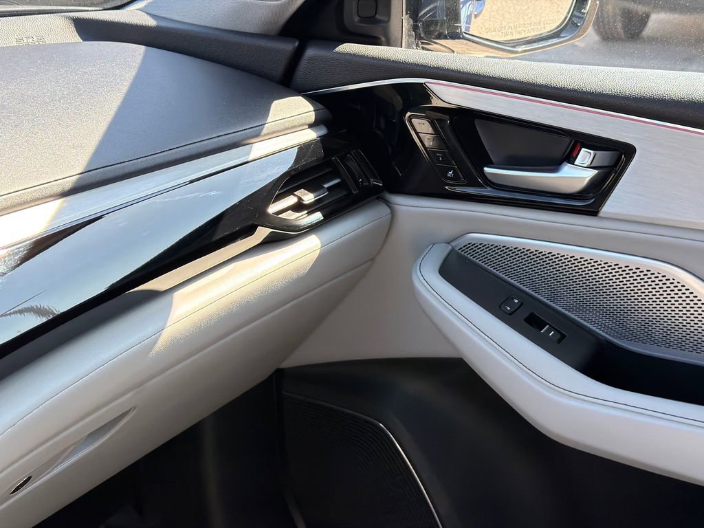 Used 2022 Acura MDX SH-AWD w/ Technology Package image 36