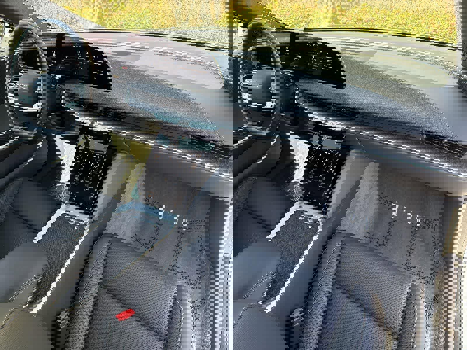 Used 2023 Lucid Air Pure image 35