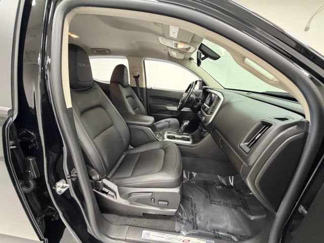 Certified 2022 Chevrolet Colorado ZR2 w/ ZR2 Midnight Special Edition AWD/4WD image 26