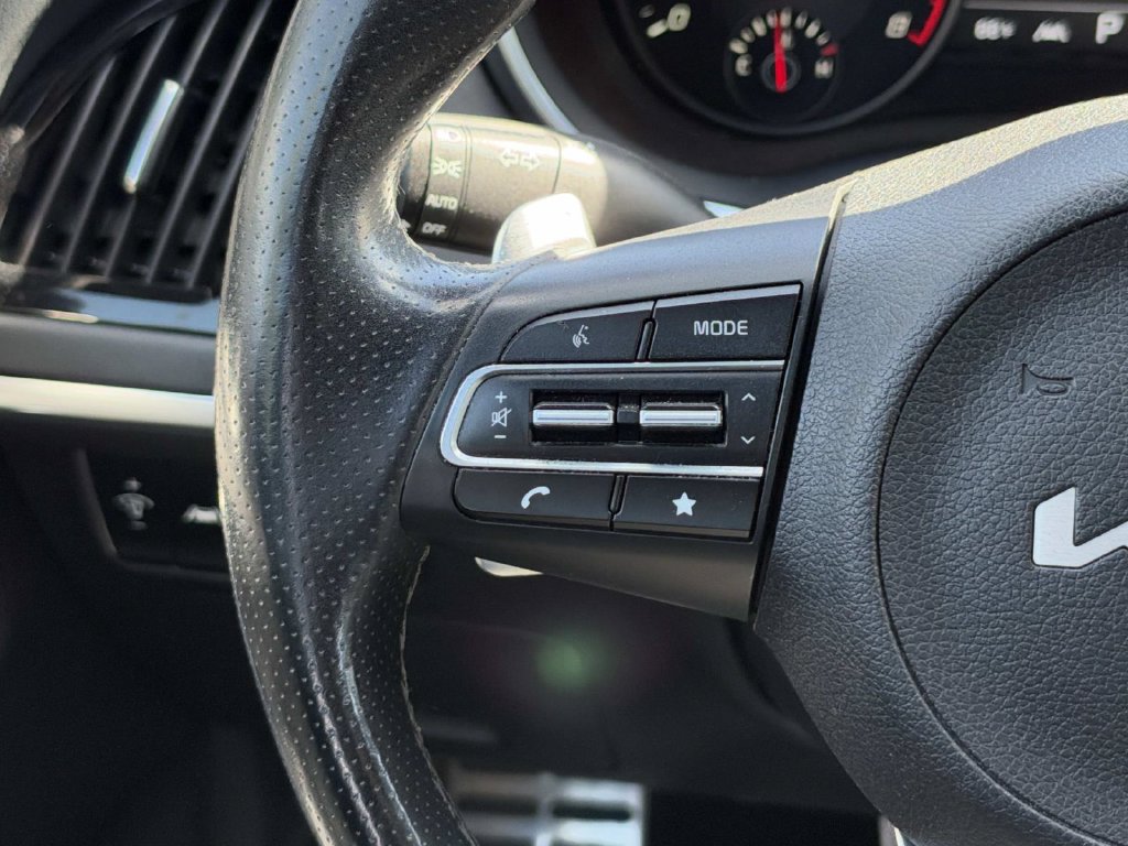 Used 2022 Kia Stinger GT2 w/ Scorpion Package RWD image 8