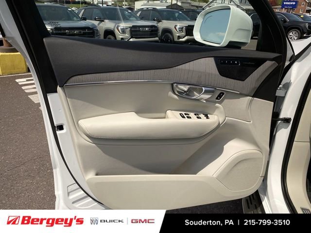 Used 2024 Volvo XC90 B6 Plus AWD/4WD image 24