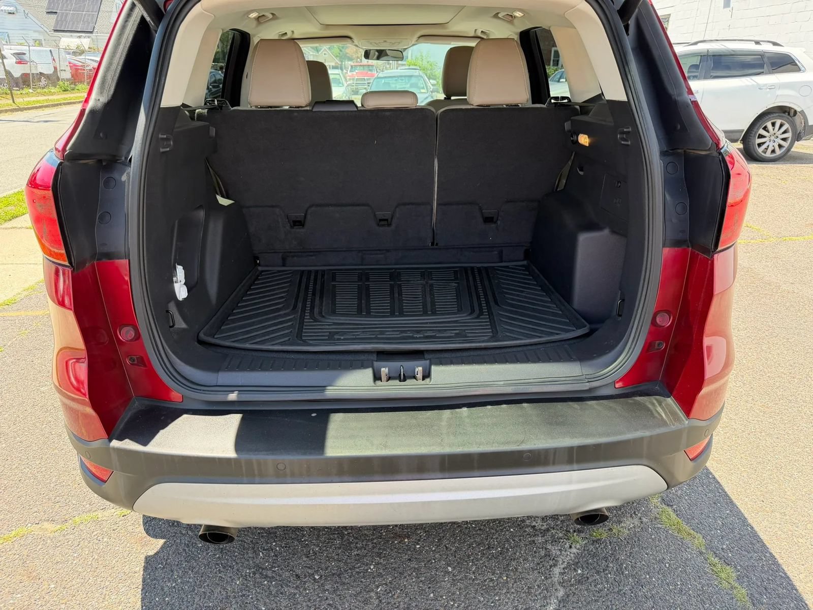 Used 2019 Ford Escape SEL AWD/4WD image 15