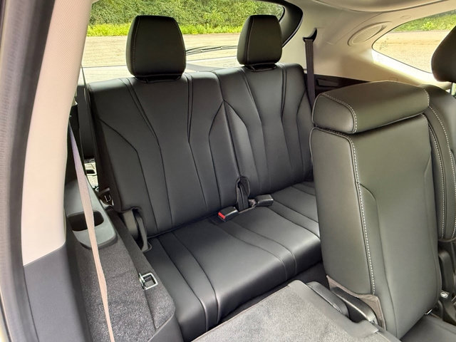 Used 2026 Acura MDX w/ Technology Package FWD image 22