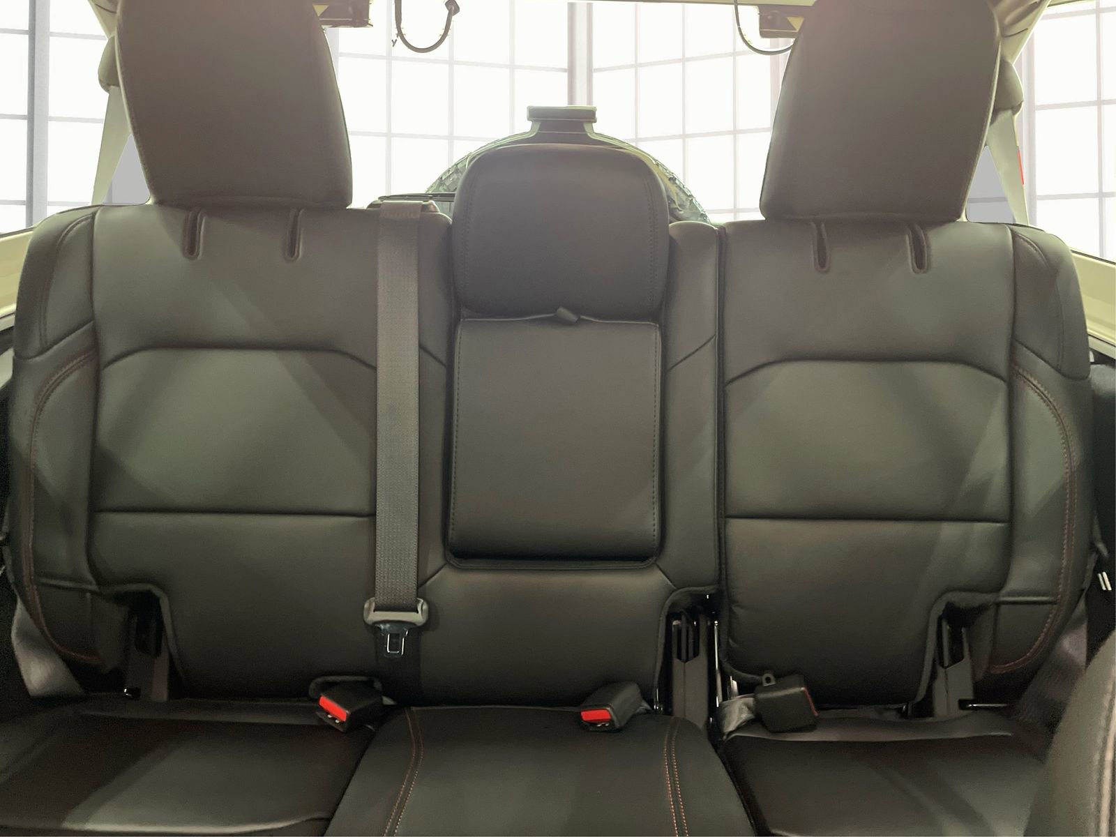 Used 2024 Jeep Wrangler Unlimited Rubicon w/ Technology Group image 14