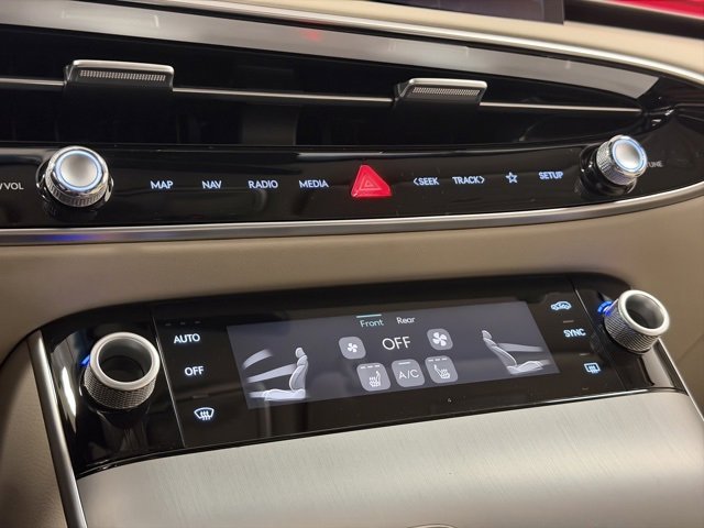 New 2026 Genesis GV70 2.5T Select image 19