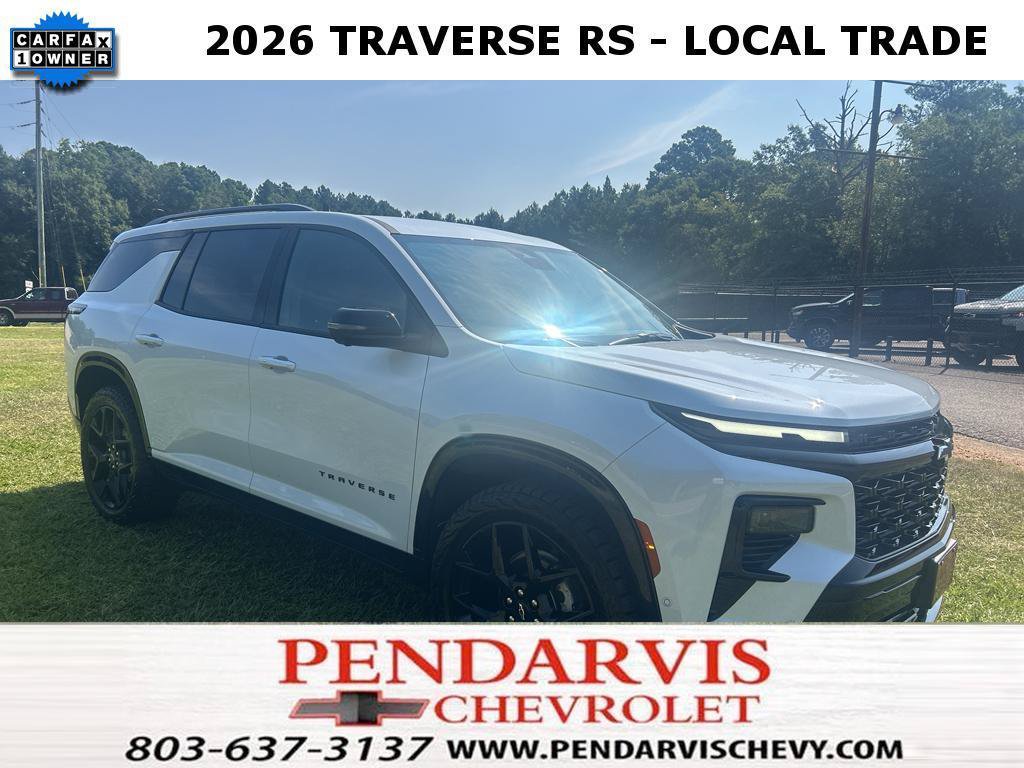 Used 2026 Chevrolet Traverse RS FWD image 1