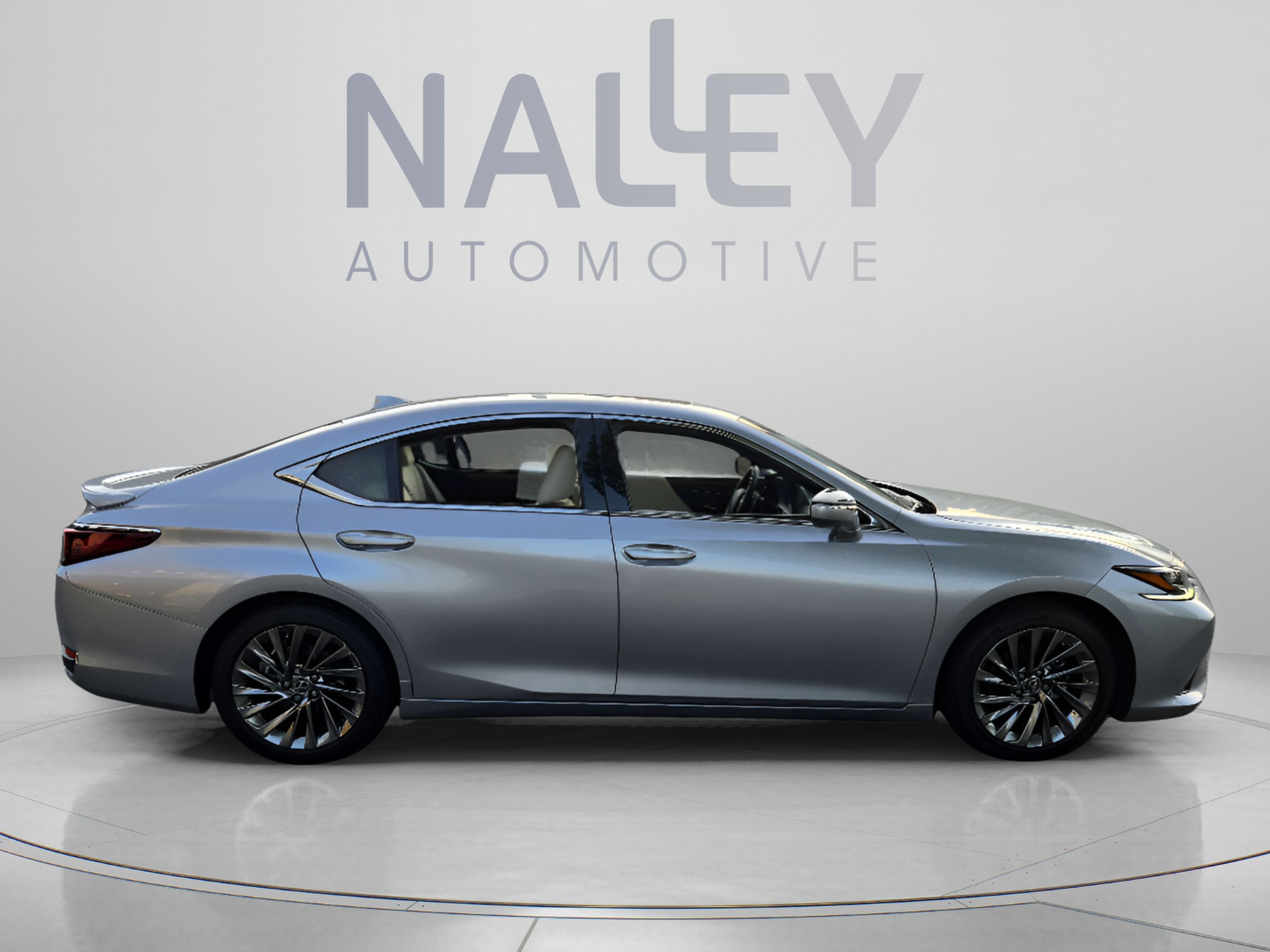 Certified 2025 Lexus ES 300h Ultra Luxury w/ Accessory Package (Z2) FWD image 6