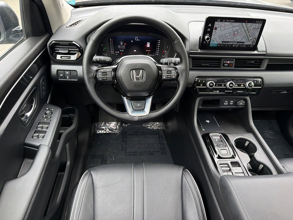 Used 2024 Honda Pilot Elite image 22