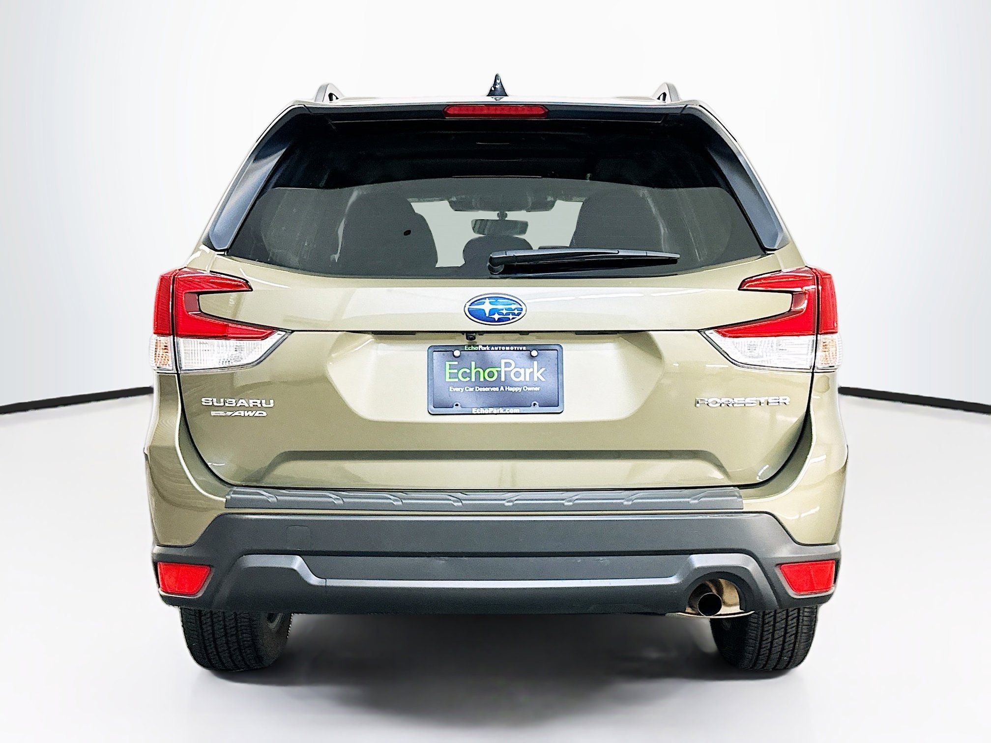 Used 2024 Subaru Forester Premium image 7