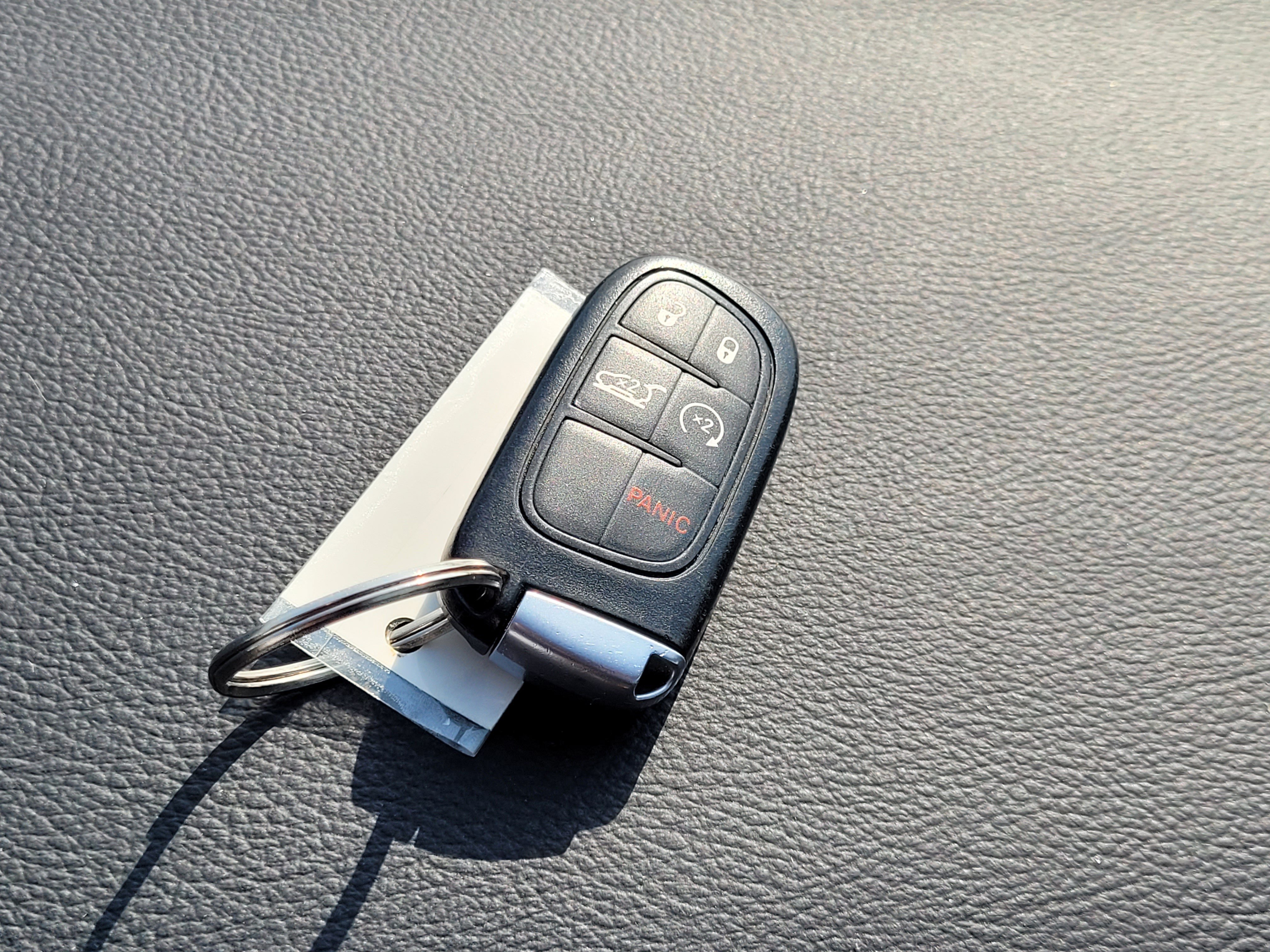 Used 2019 Jeep Cherokee Limited AWD/4WD image 11